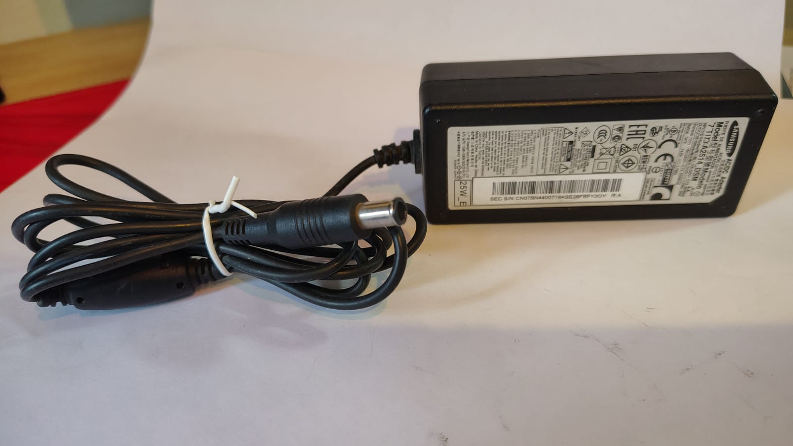 Adaptador de Corriente AC/DC para Monitor Samsung 35W 14V 2.5A (A2514_DSM / A2514_DPN) - imagen 2